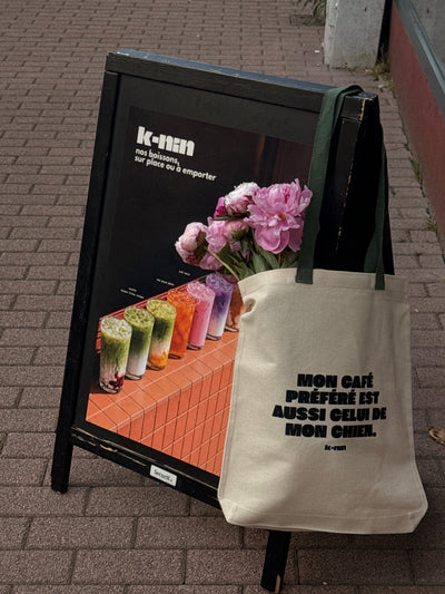 Tote bag